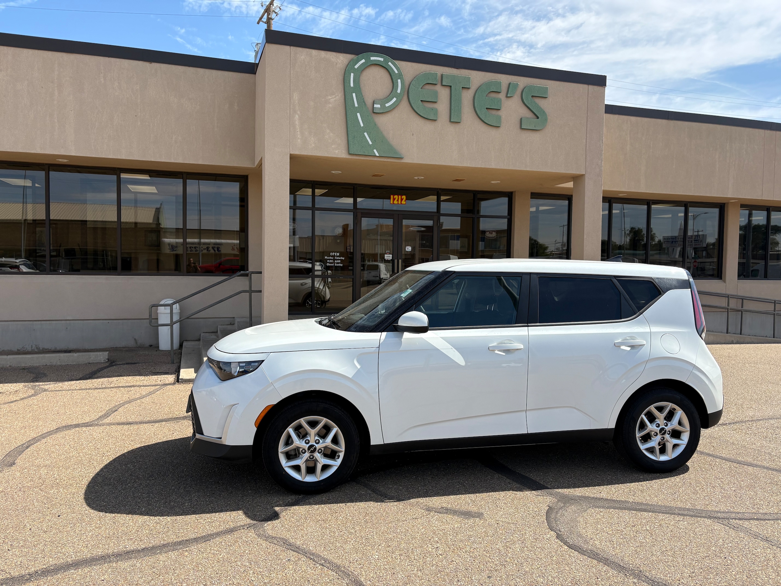 2024 Kia Soul 2.0L LX IVT's photo