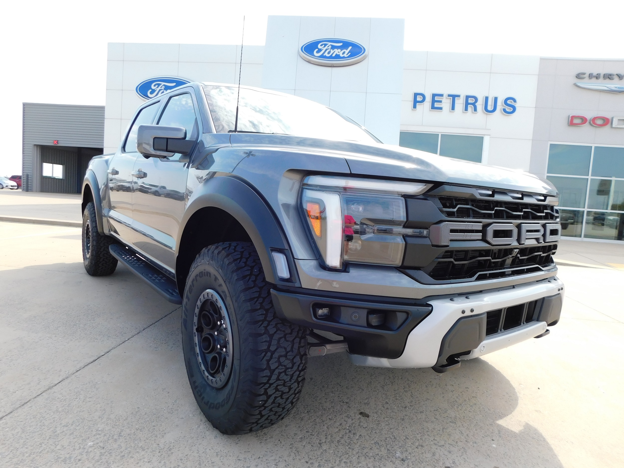2025 Ford F-150 Raptor's photo