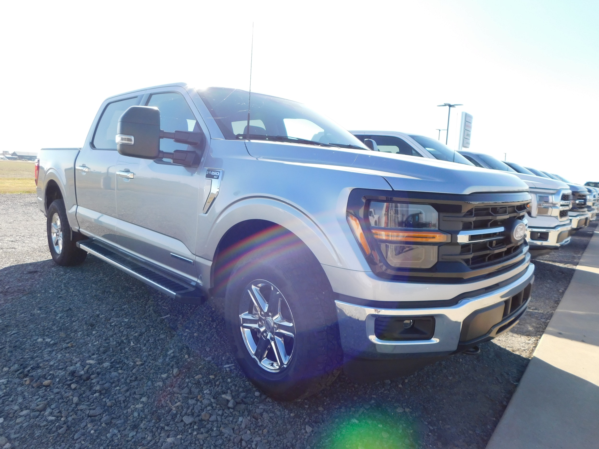 2025 Ford F-150 XLT's photo