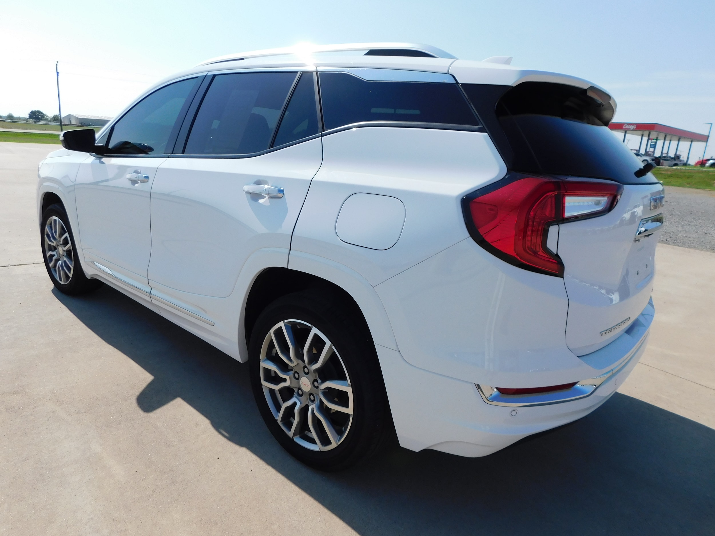 2023 Gmc Terrain Denali photo 2