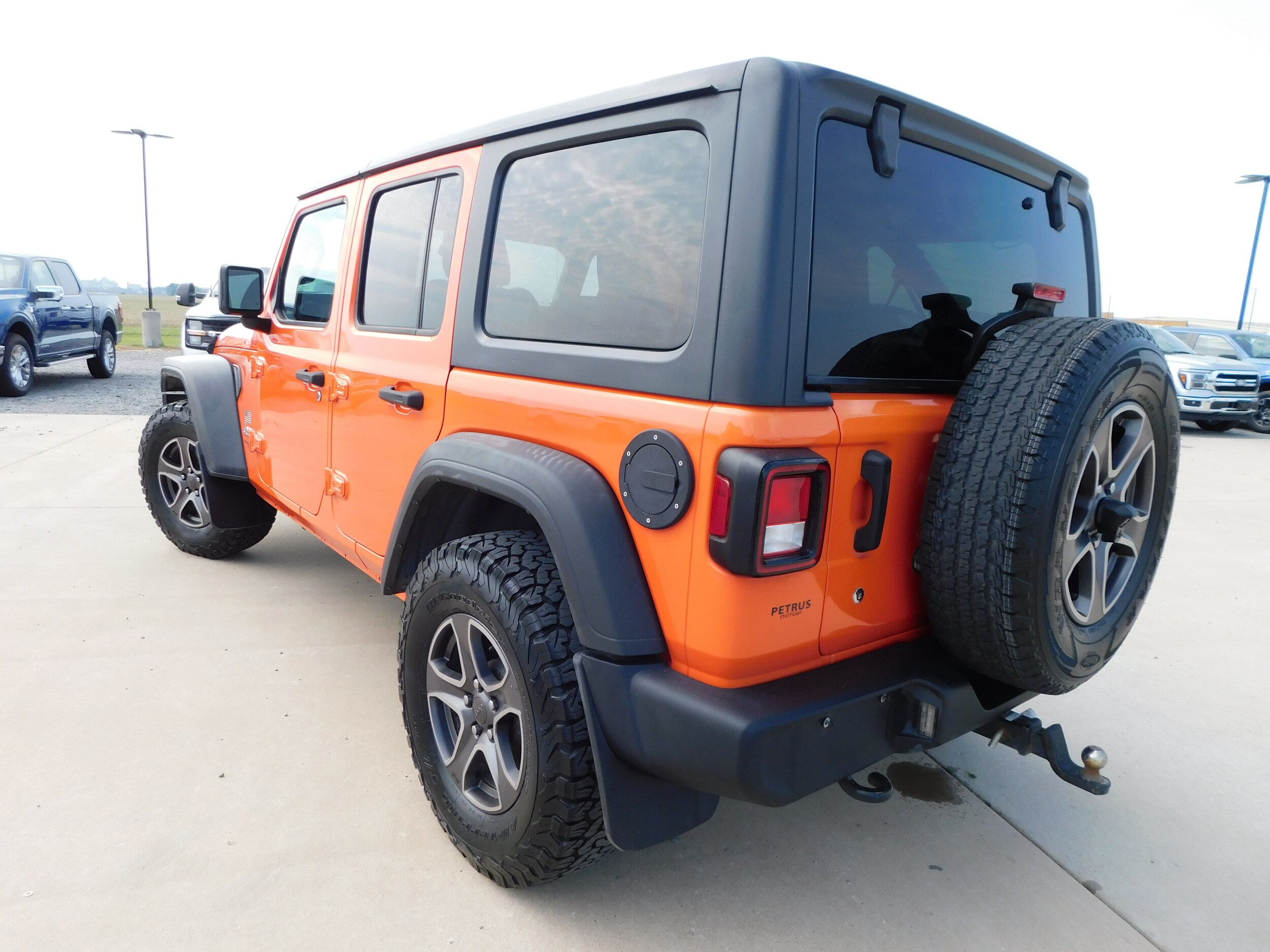 2018 Jeep Wrangler Unlimited Sport photo 3