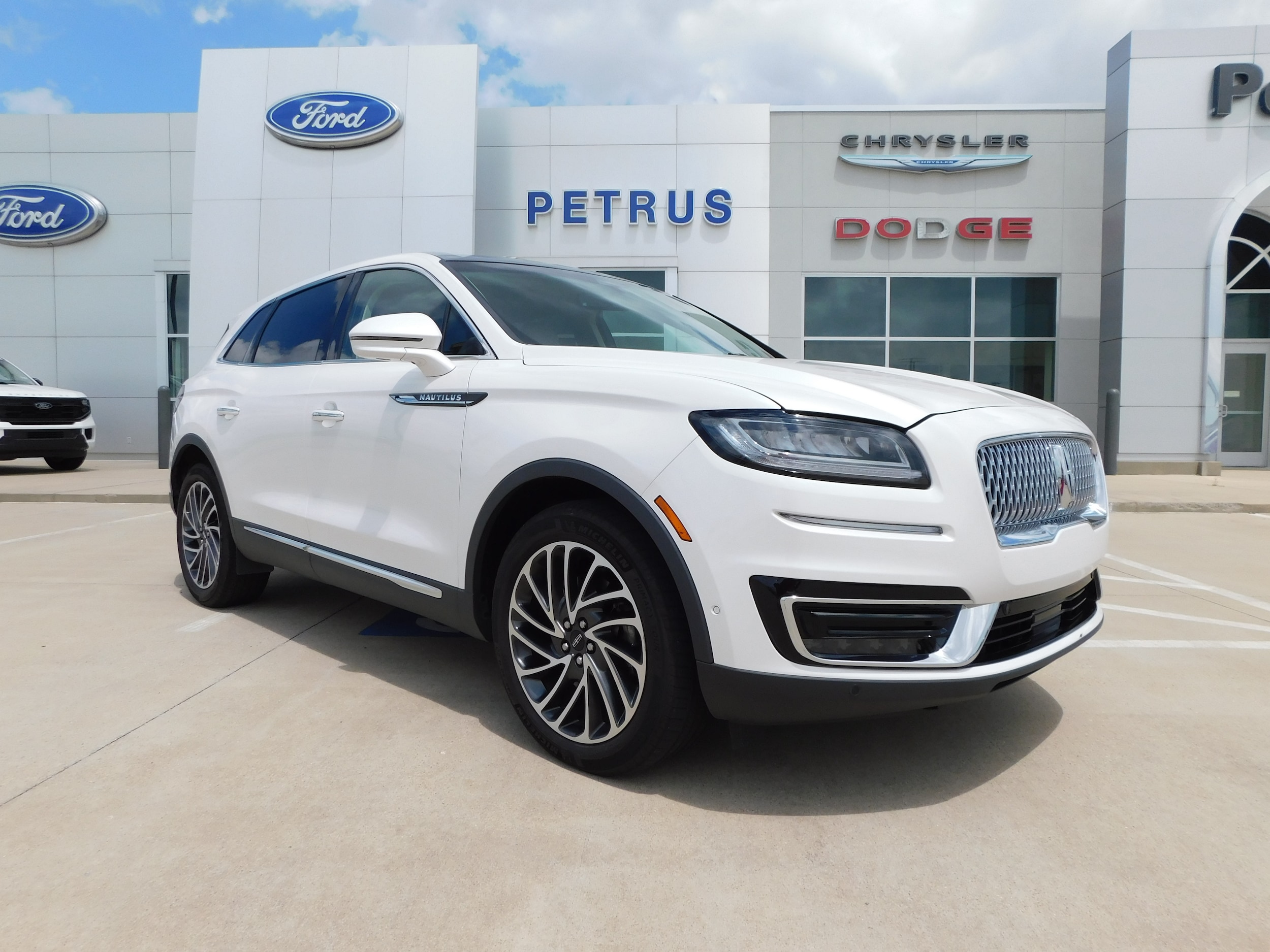 2019 Lincoln Nautilus Reserve