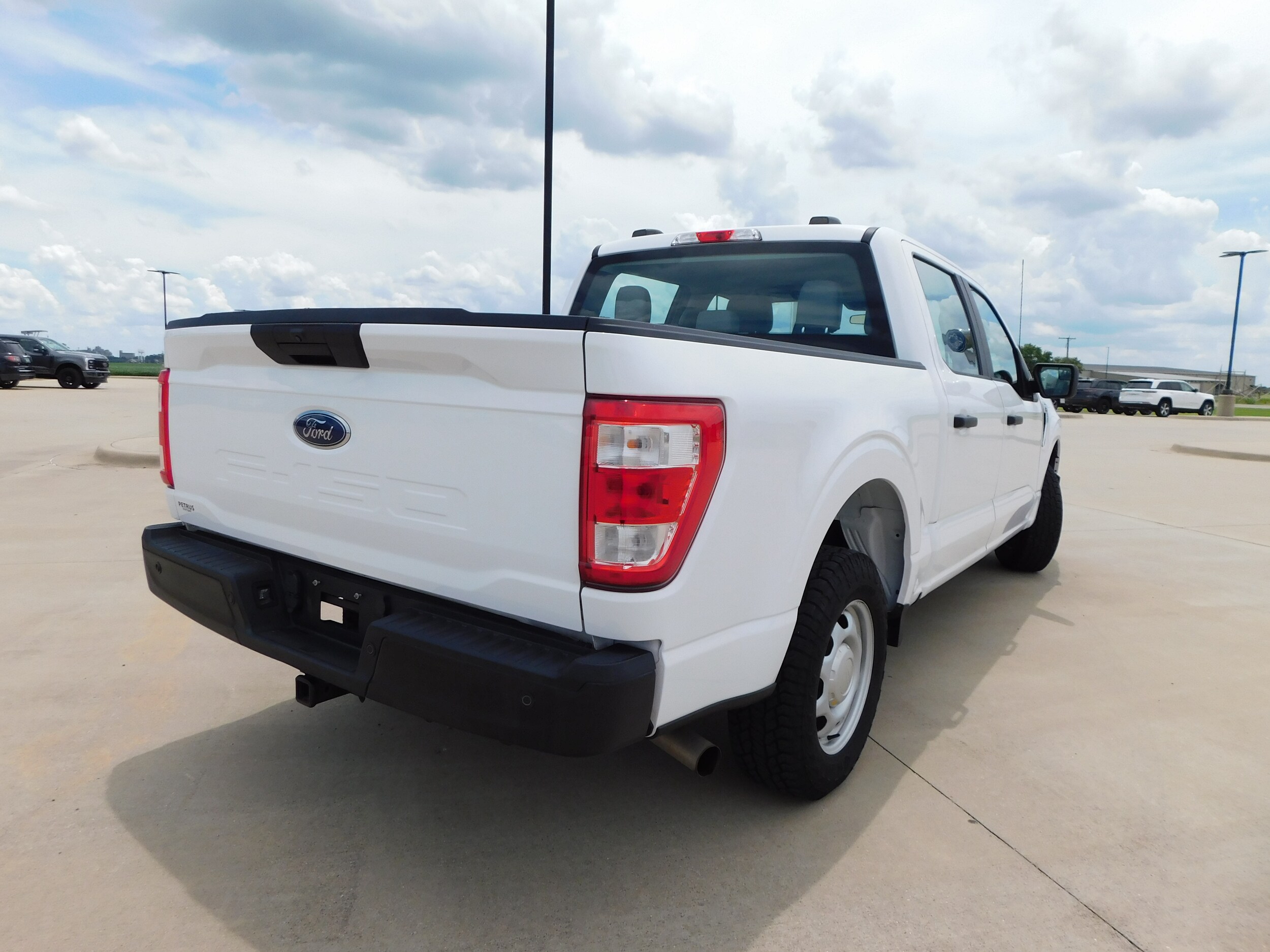 2021 Ford F-150 XL photo 4