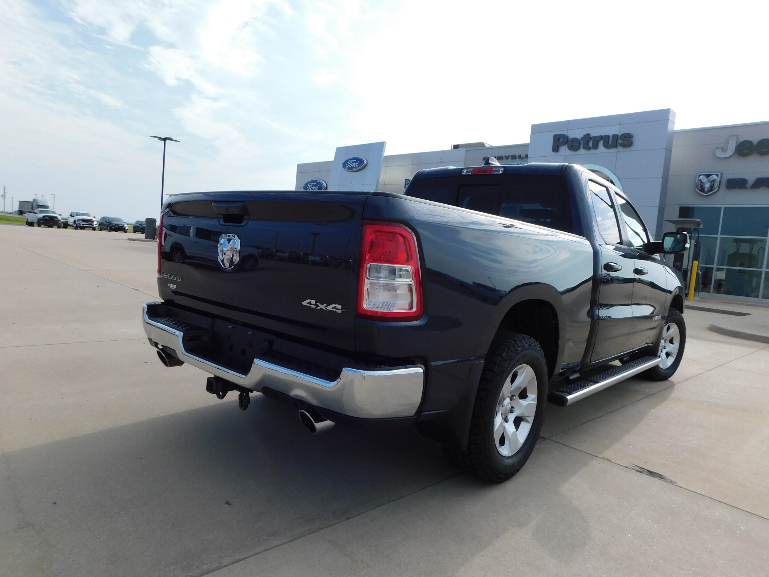 2021 Ram 1500 Big Horn Lone Star photo 3