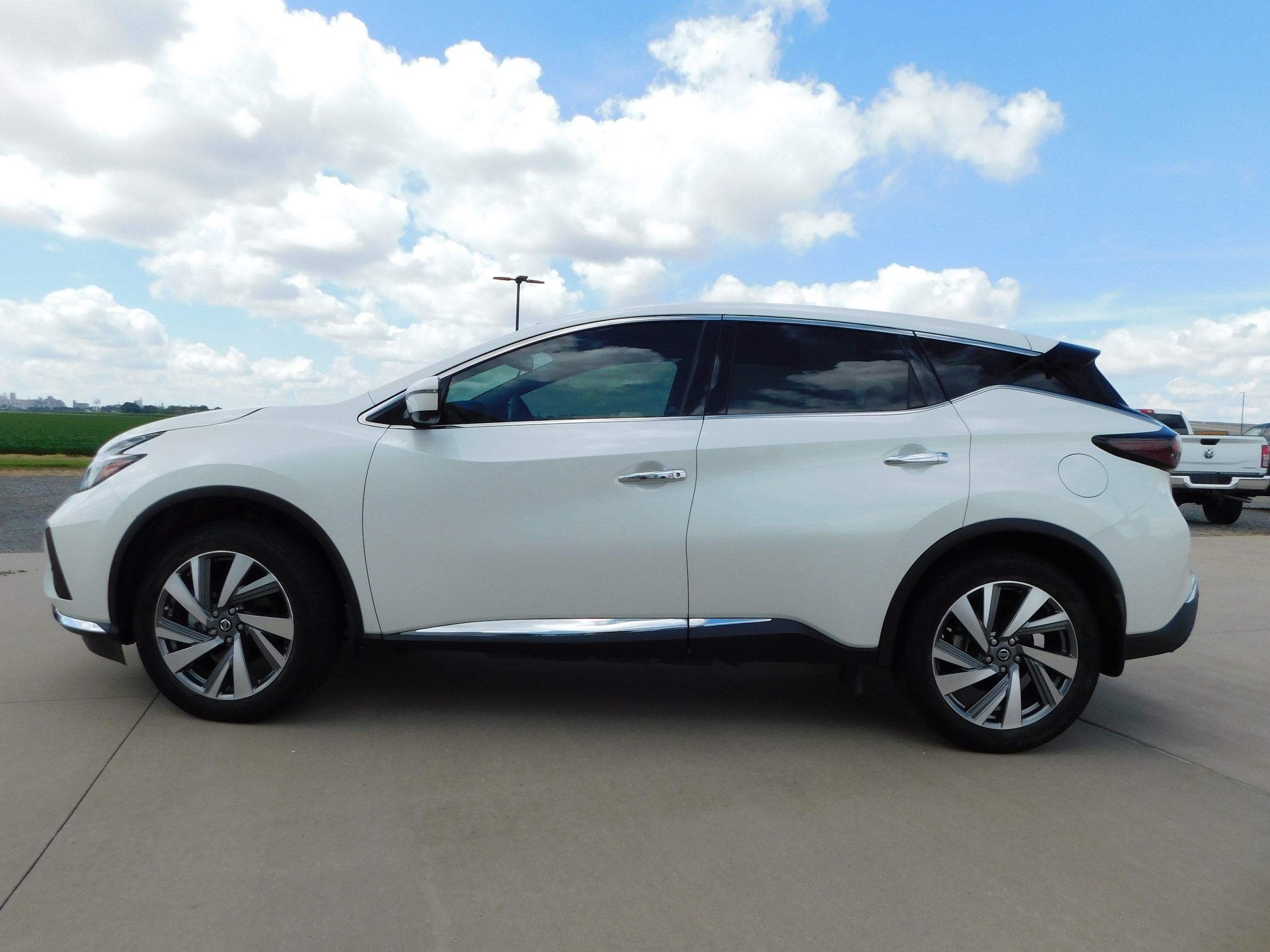 Used 2021 Nissan Murano SL with VIN 5N1AZ2CJ6MC120170 for sale in Stuttgart, AR