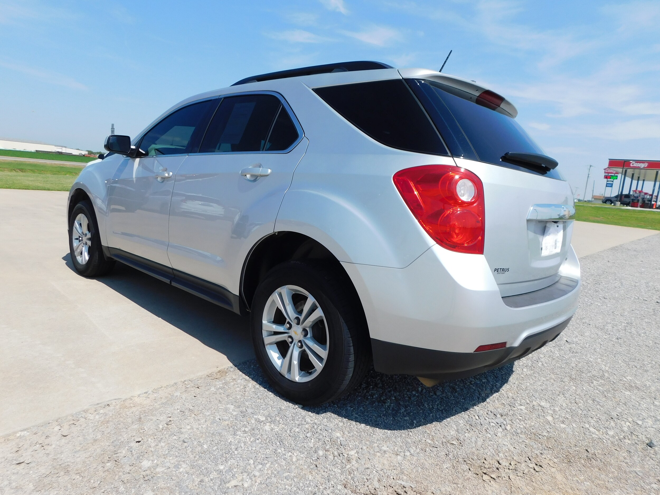 2014 Chevrolet Equinox photo 2