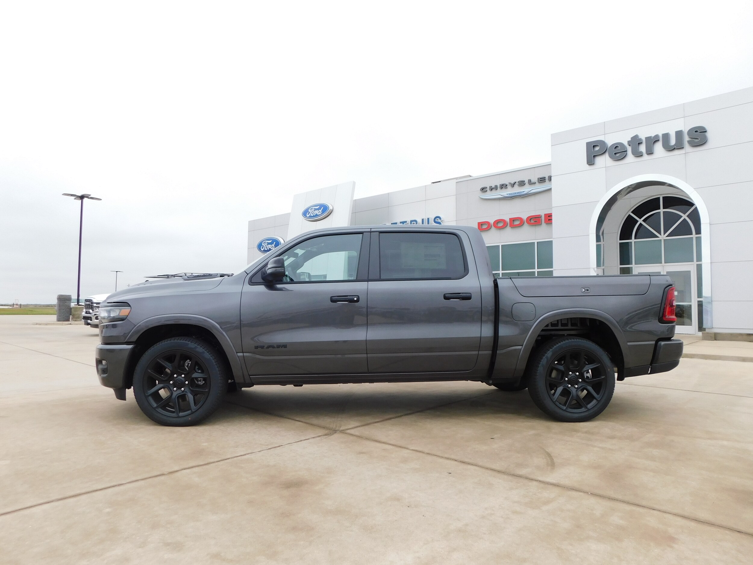 2026 Ram 1500 Laramie photo 2