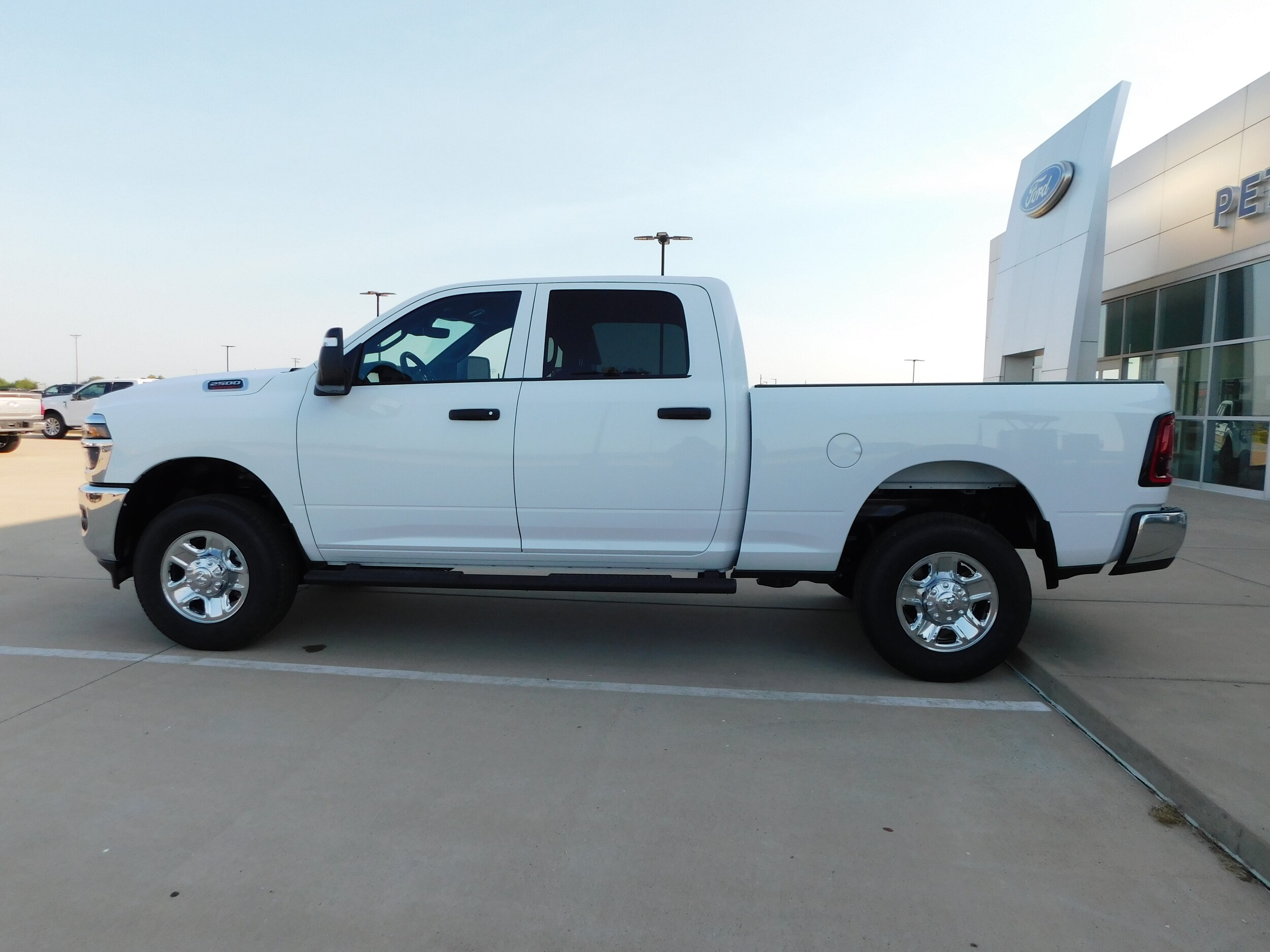 2026 Ram 2500 Tradesman photo 2