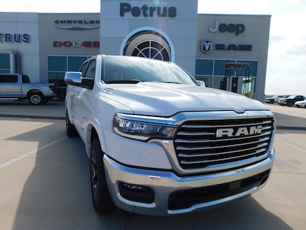 2025 Ram 1500 LARAMIE CREW CAB 4X4 5'7 BOX Pickup