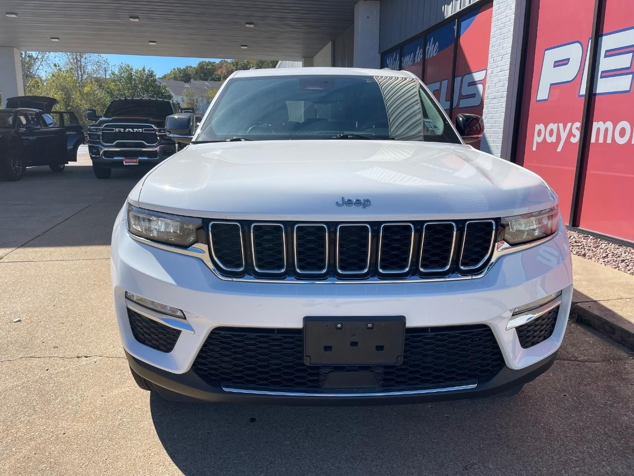 2024 Jeep Grand Cherokee 4xe - Photo 3