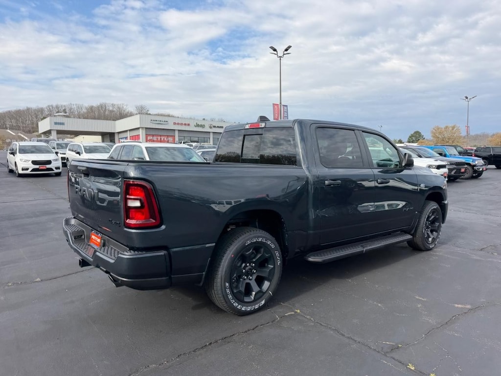 New 2026 Ram 1500 Express Pickup