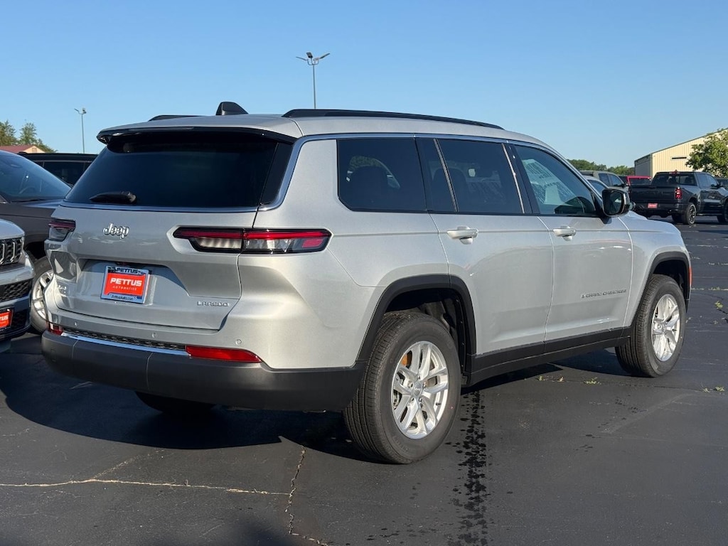 New 2025 Jeep Grand Cherokee L Laredo X 4x4 Sport Utility