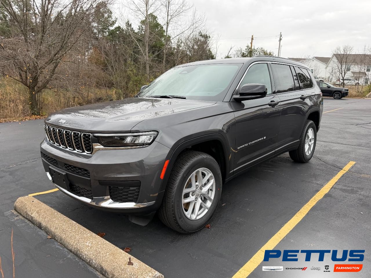 2025 Jeep Grand Cherokee L Laredo's photo