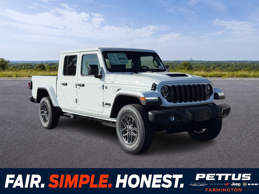 New 2026 Jeep Gladiator Sport S Pickup