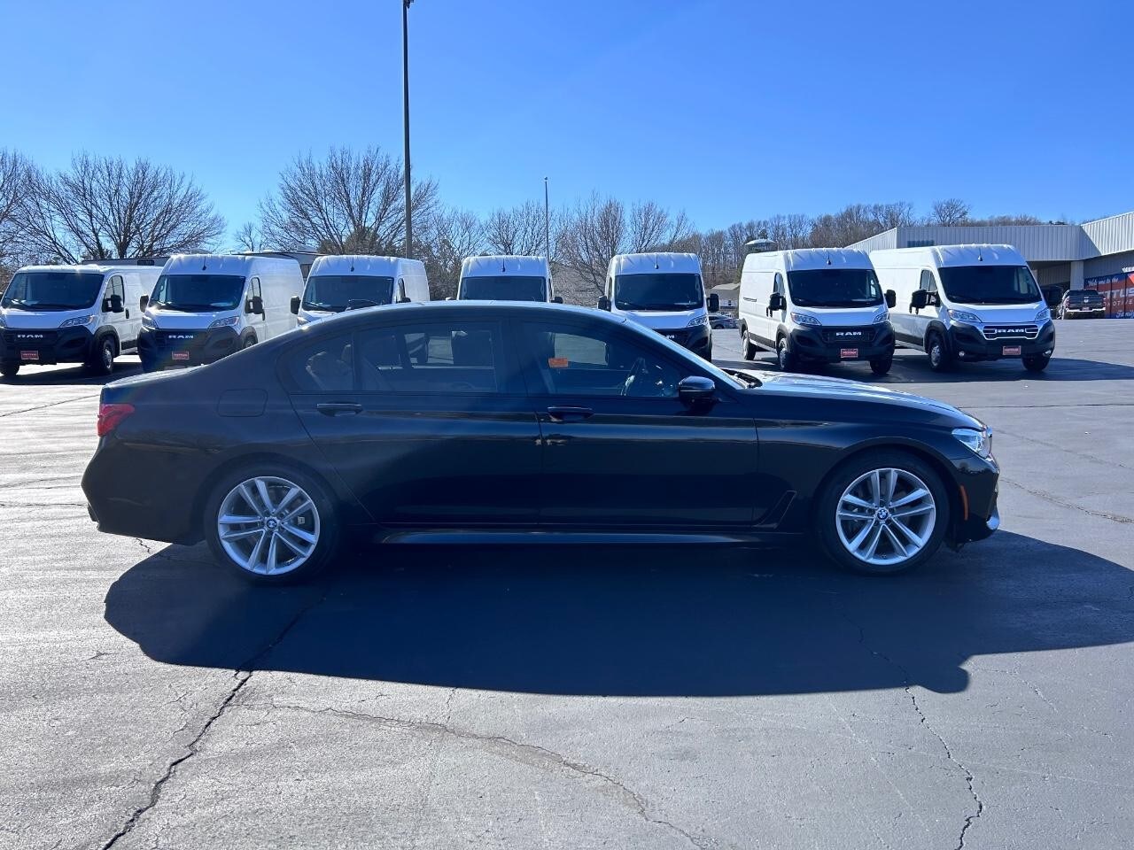 2016 Bmw 750i photo 2