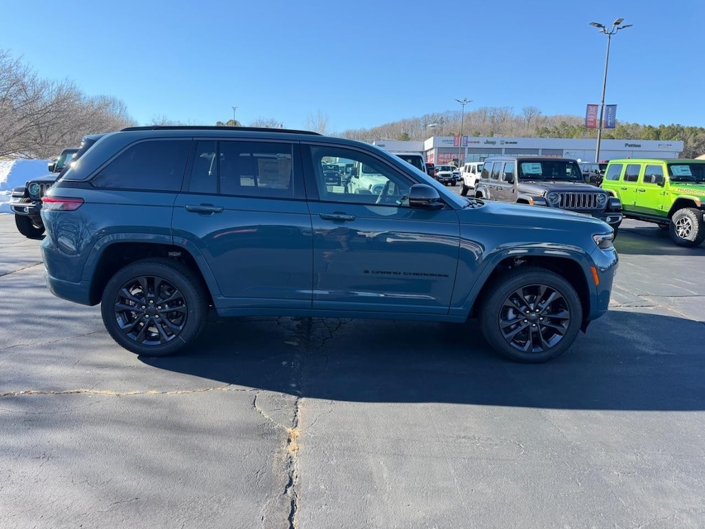 New 2026 Jeep Grand Cherokee Limited Reserve 4x4 Sport Utility