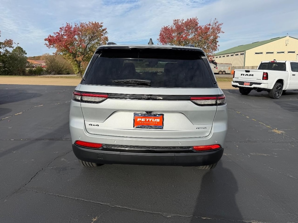 New 2025 Jeep Grand Cherokee Altitude X 4x4 Sport Utility