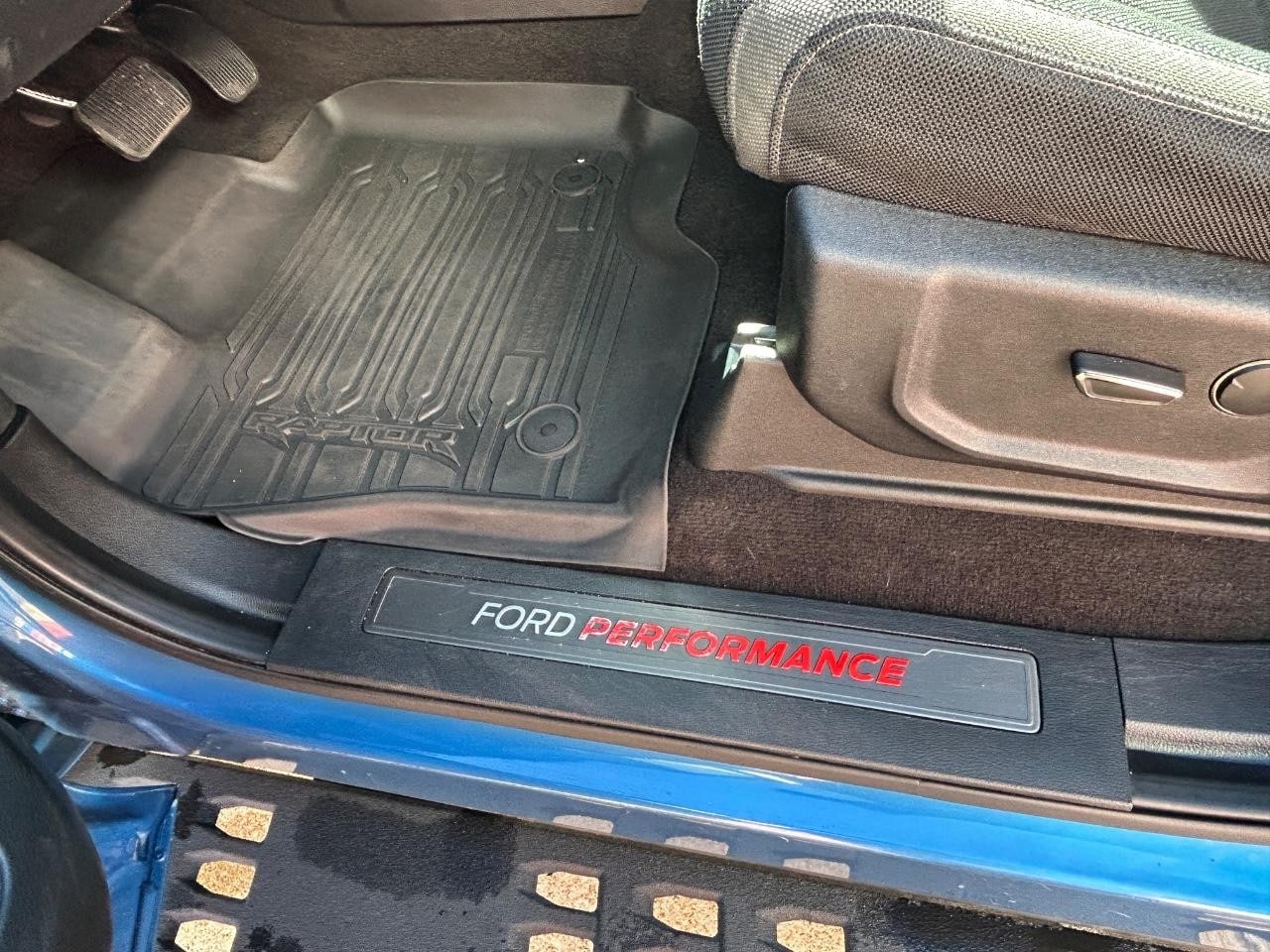 2019 Ford F-150 Raptor - Photo 7