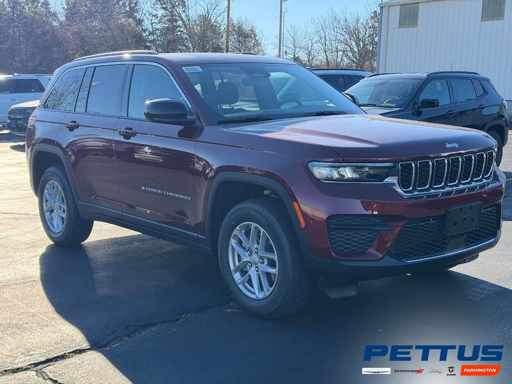 New 2025 Jeep Grand Cherokee Laredo X Sport Utility
