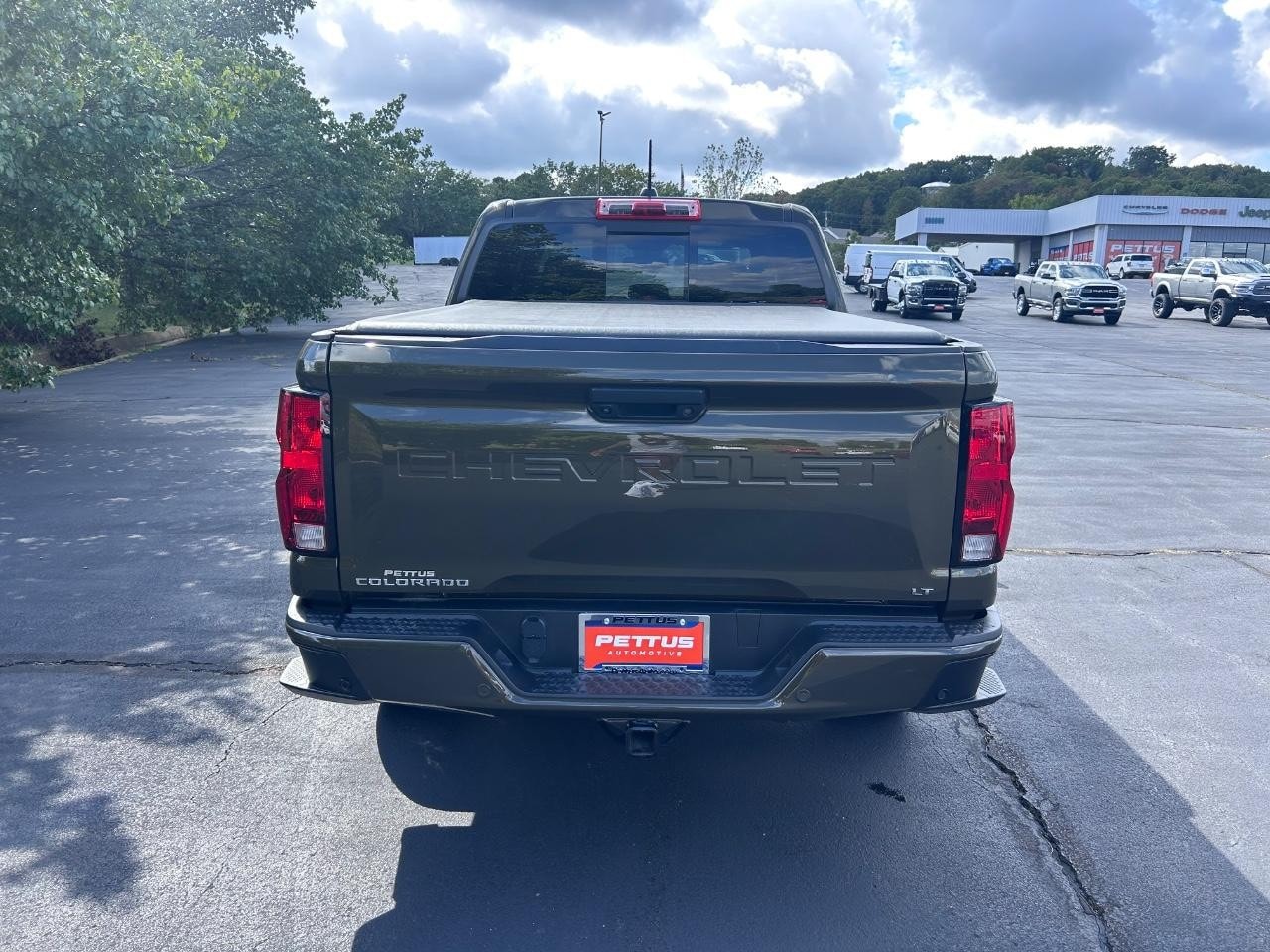 2024 Chevrolet Colorado LT photo 4