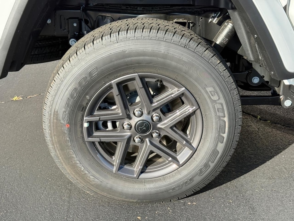 New 2026 Jeep Gladiator Sport S Pickup