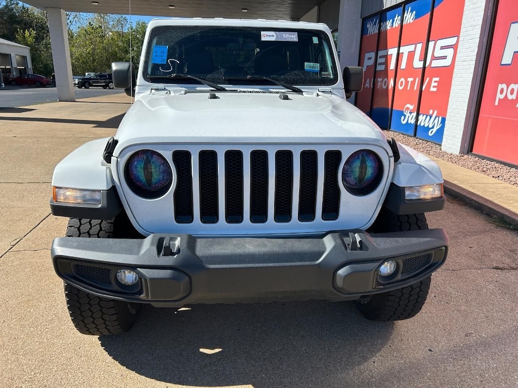 Used 2022 Jeep Wrangler Unlimited Sahara Altitude 4x4 SUV