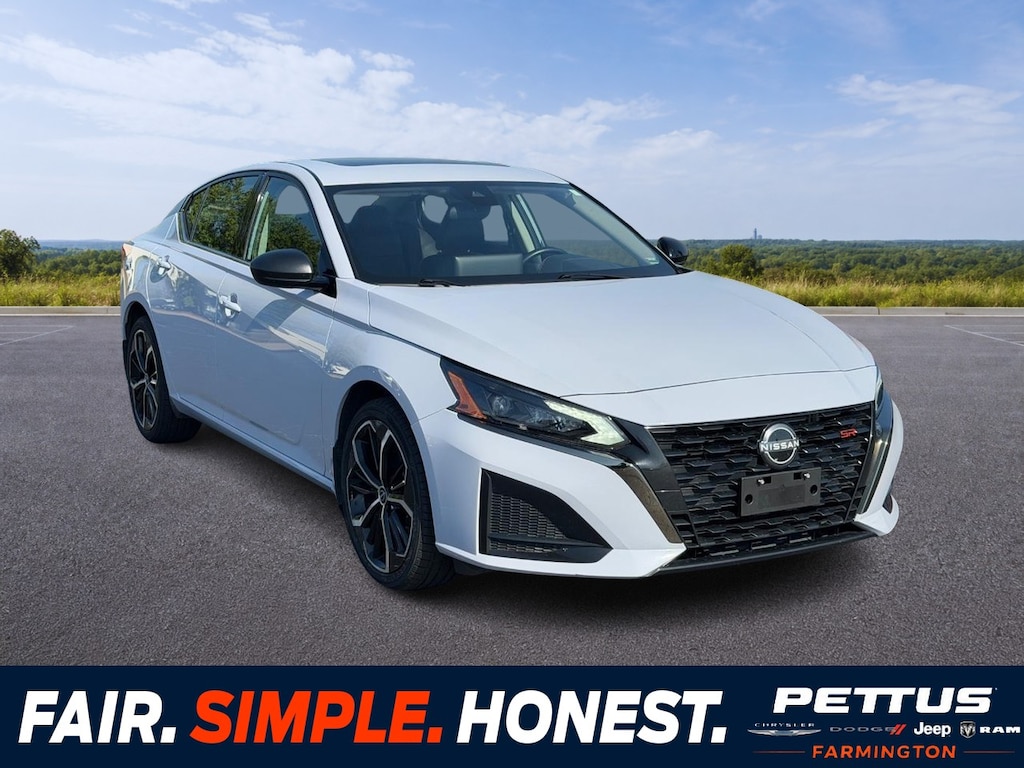 Used 2025 Nissan Altima SR AWD Sedan