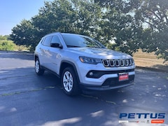 2025 Jeep Compass Latitude 4x4 Sport Utility