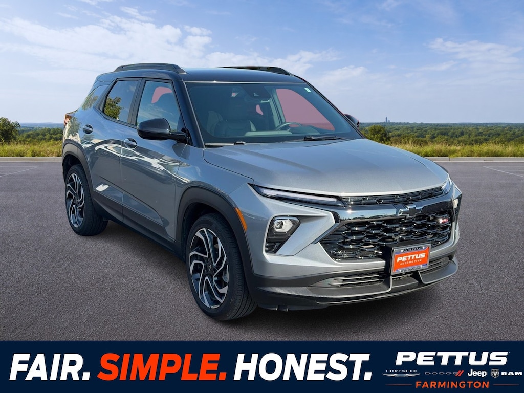 Used 2025 Chevrolet Trailblazer FWD 4dr RS SUV