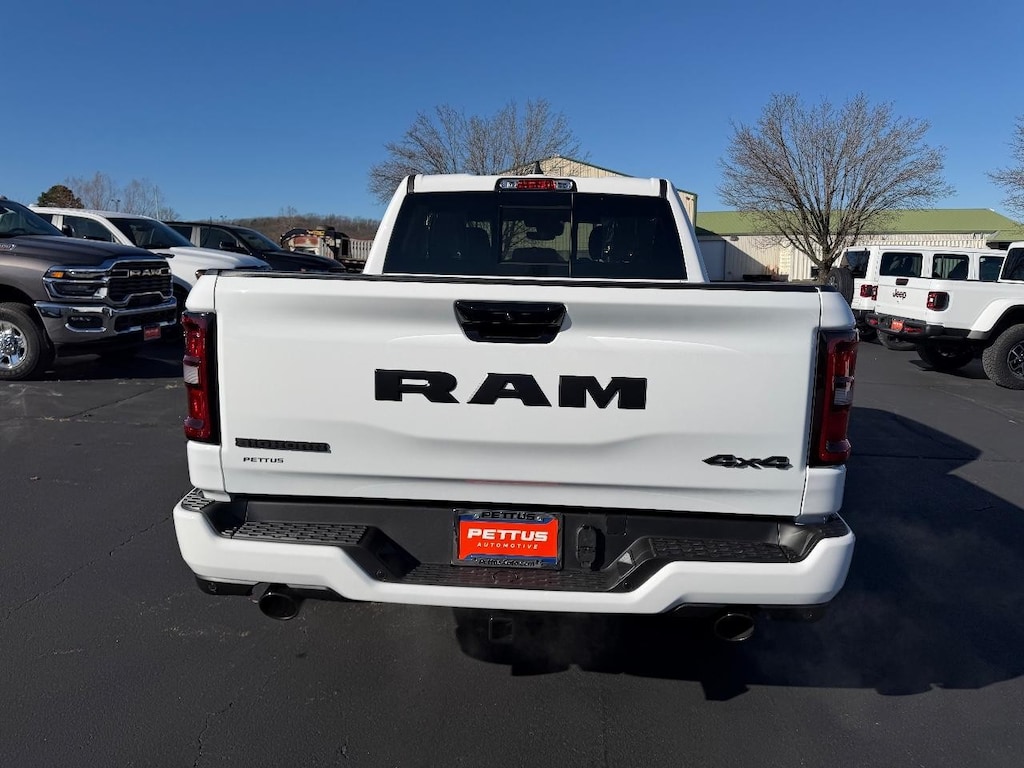 New 2026 Ram 1500 BIG HORN CREW CAB 4X4 5'7 BOX Pickup