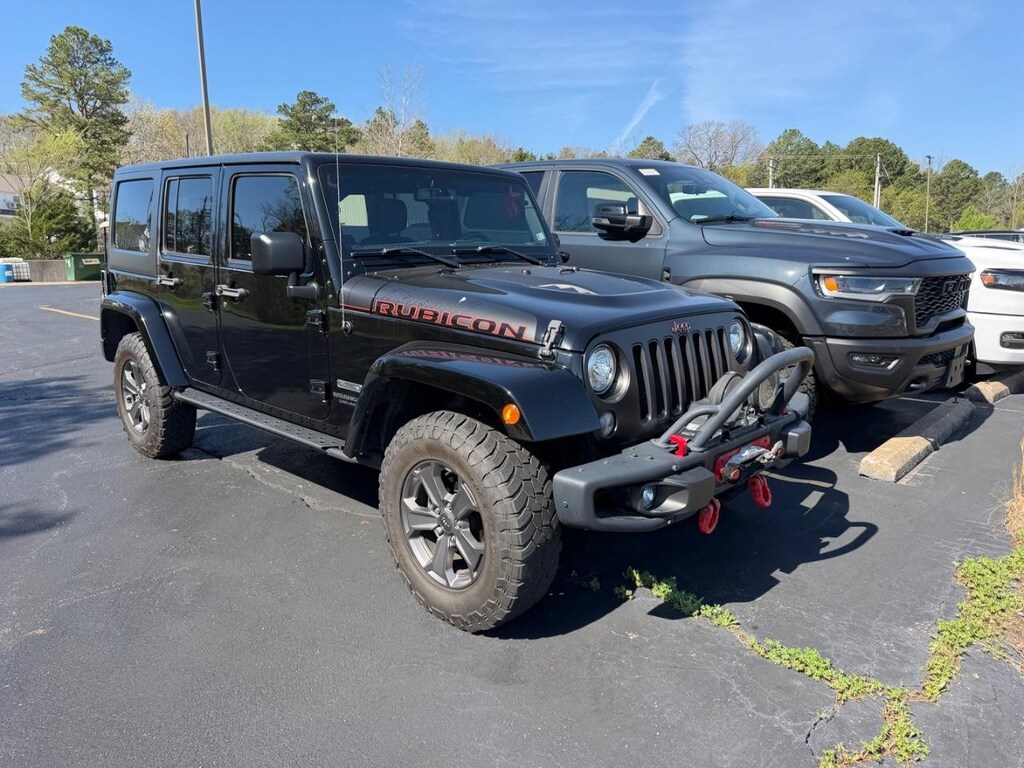 Used 2017 Jeep Wrangler Rubicon Recon 4x4 SUV