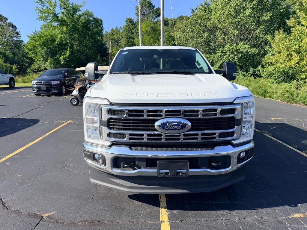 Used 2024 Ford F-250SD XLT Truck