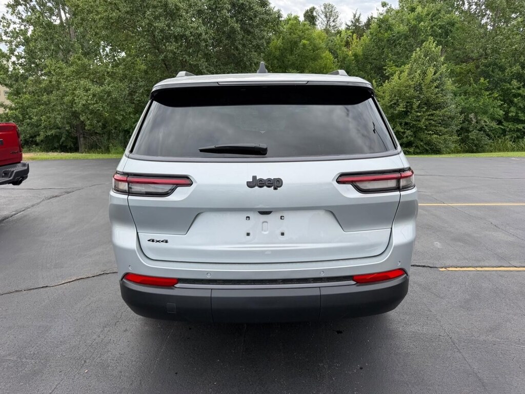 New 2026 Jeep Grand Cherokee L Limited 4x4 Sport Utility