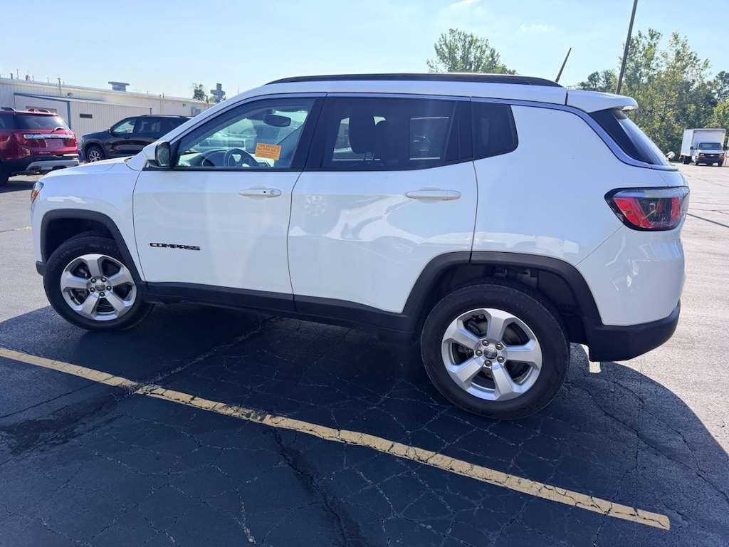 Used 2018 Jeep Compass Latitude SUV