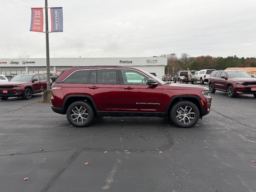 New 2025 Jeep Grand Cherokee Limited 4x4 Sport Utility