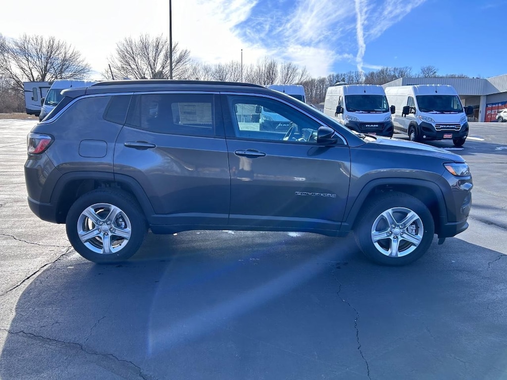 New 2024 Jeep Compass Latitude 4x4 For Sale Farmington MO