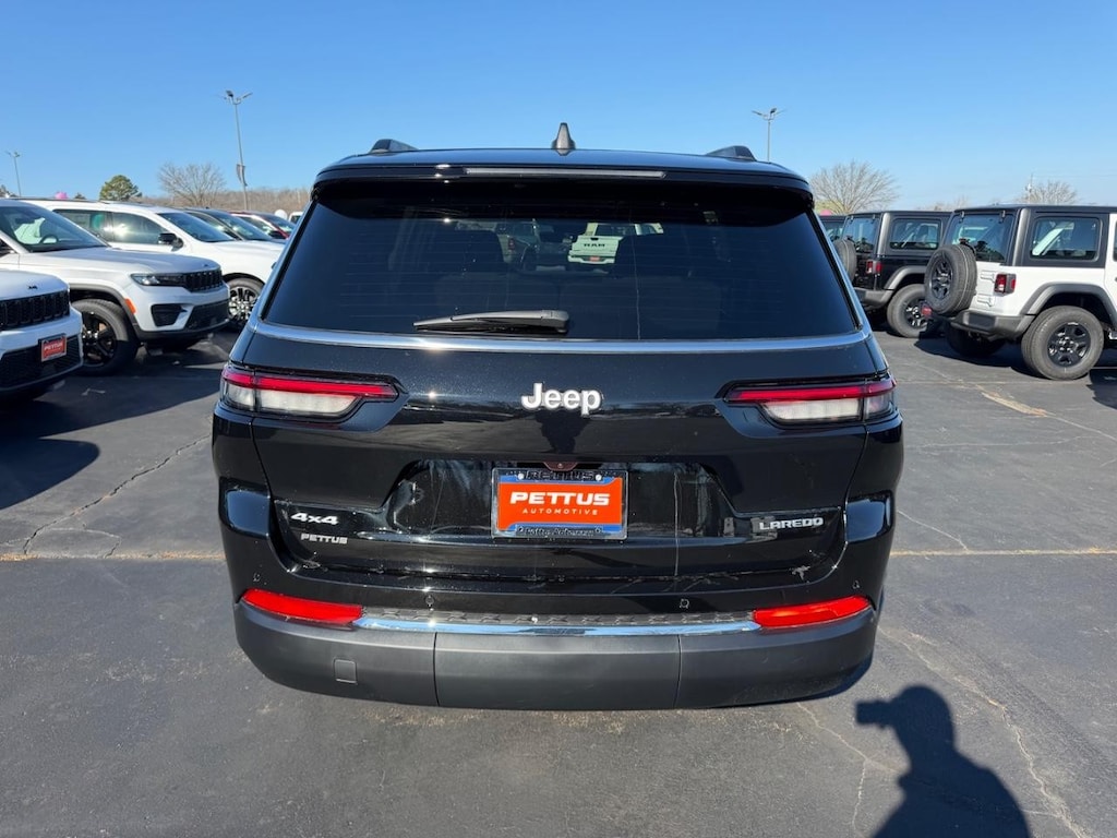 New 2025 Jeep Grand Cherokee L Laredo X 4x4 Sport Utility