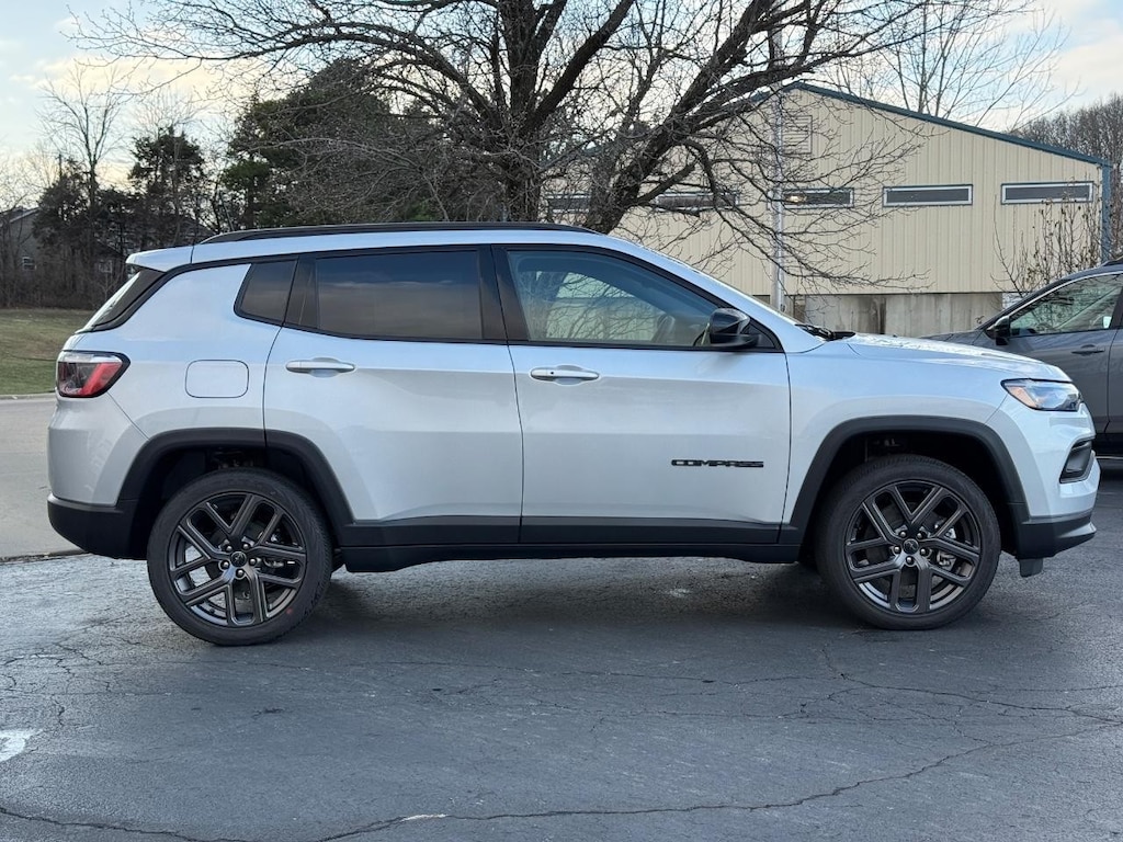 New 2026 Jeep Compass LATITUDE ALTITUDE 4X4 Sport Utility