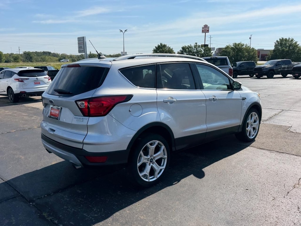 Used 2019 Ford Escape Titanium FWD SUV