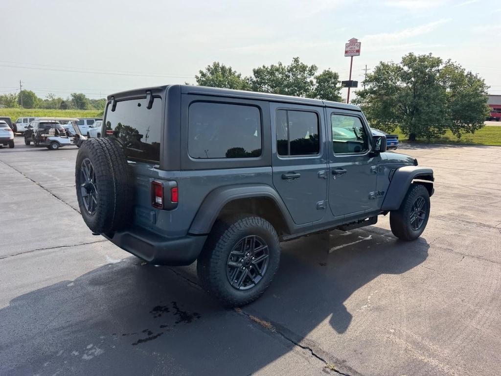 New 2026 Jeep Wrangler 4-DOOR SPORT S Sport Utility