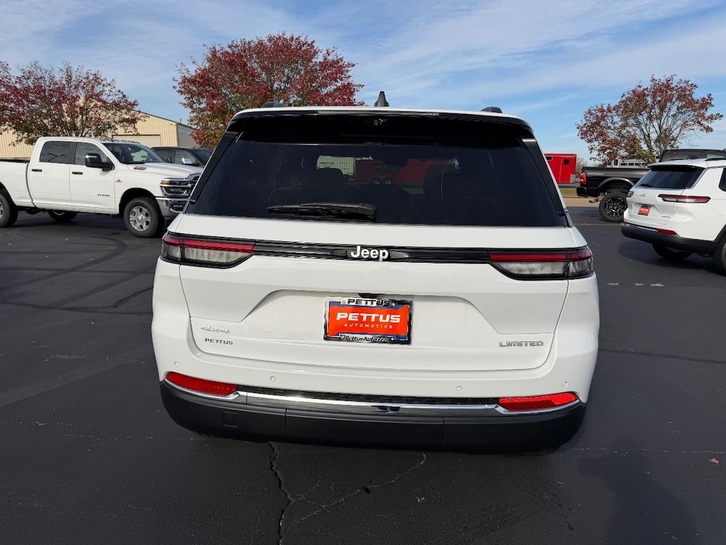 New 2025 Jeep Grand Cherokee LIMITED 4X4 Sport Utility