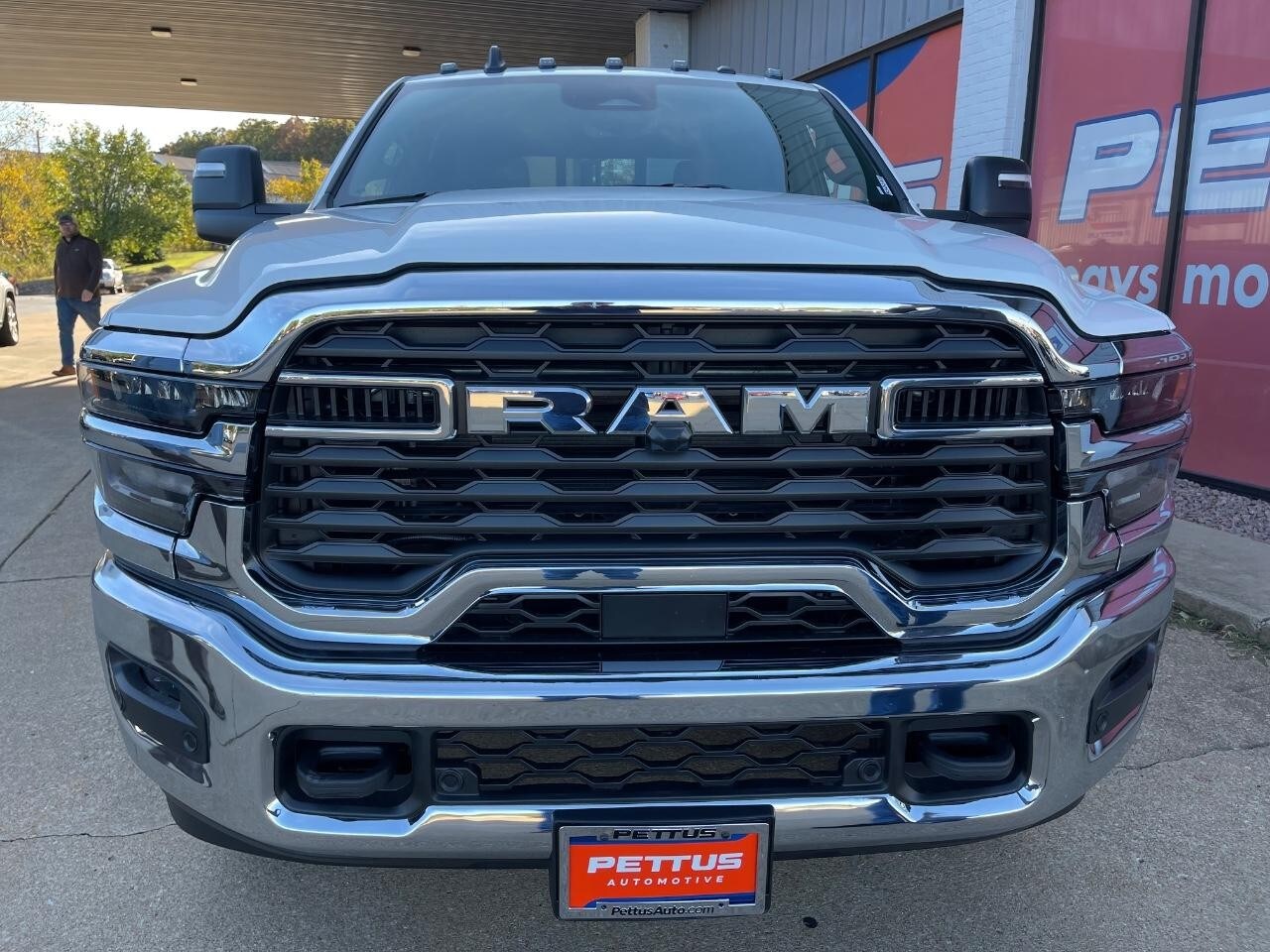 2026 Ram 2500 Tradesman photo 2