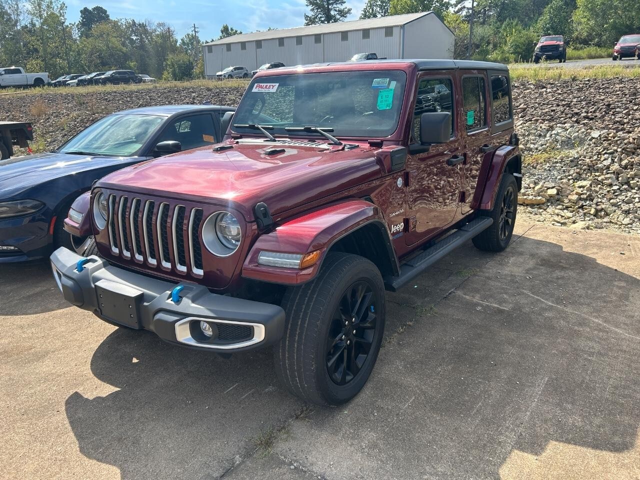 2022 Jeep Wrangler Unlimited Sahara 4xe photo 2
