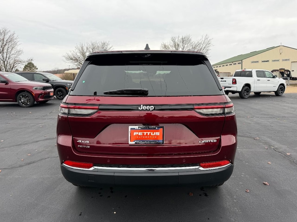 New 2025 Jeep Grand Cherokee Limited 4x4 Sport Utility