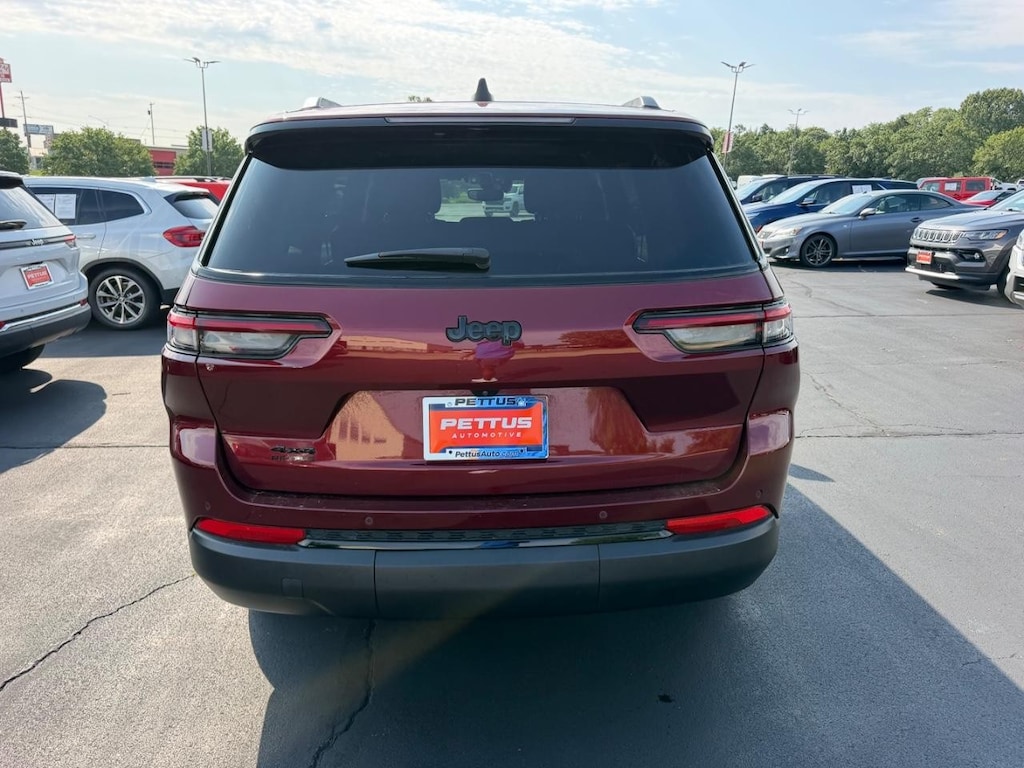 Used 2023 Jeep Grand Cherokee L Altitude 4x4 SUV