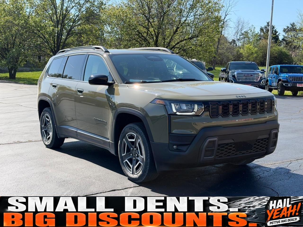 2026 Jeep Cherokee Laredo HEV 4X4's photo