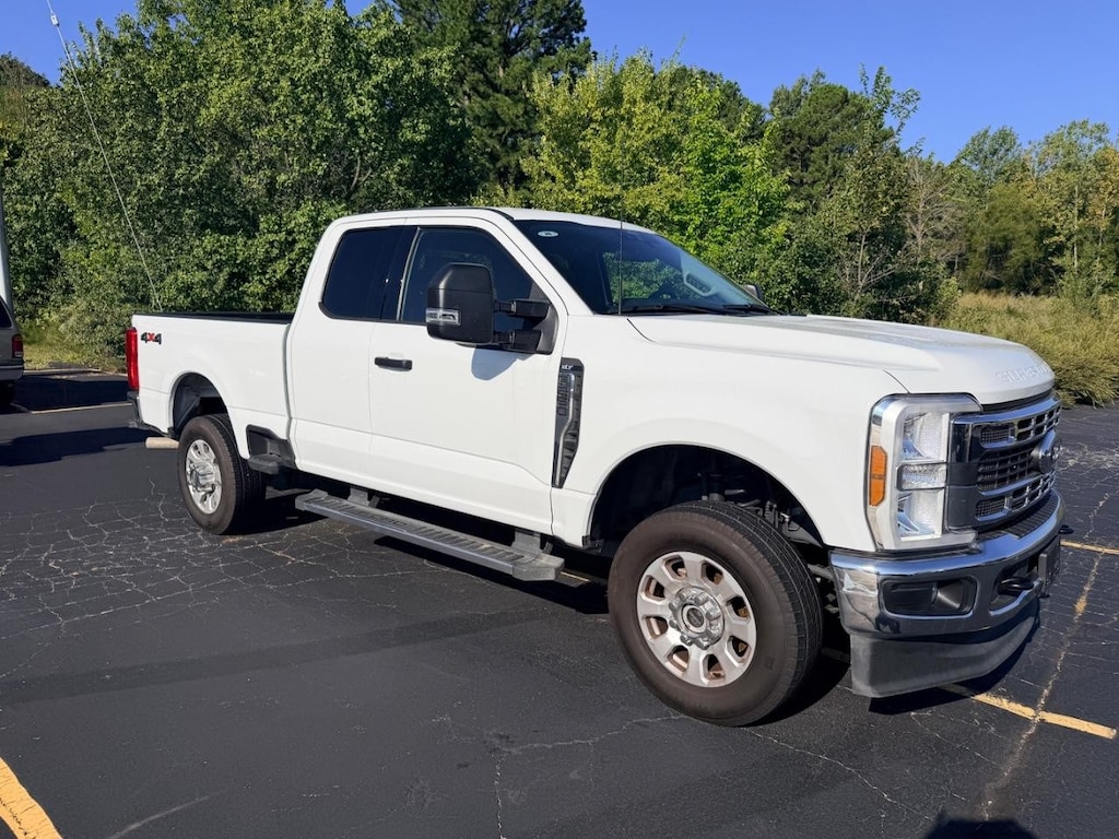 Used 2024 Ford F-250SD XLT Truck