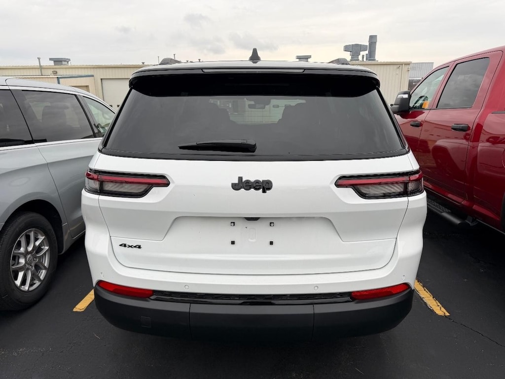 New 2025 Jeep Grand Cherokee L Limited 4x4 Sport Utility