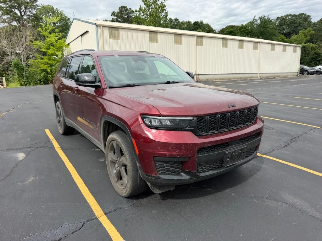 Used 2023 Jeep Grand Cherokee L Altitude 4x4 SUV