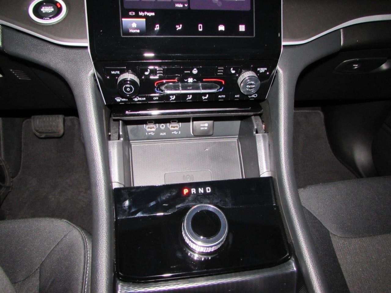 2025 Jeep Grand Cherokee Laredo - Photo 22
